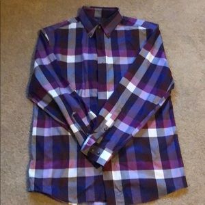 Men’s Jos A Bank button down dress/casual shirt